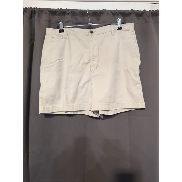 Dockers Women's Khaki Walking Shorts, Size 16 Stretch Shorts, Button Zip, Summer - Picture 1 of 7